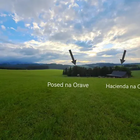 Posed Na Orave אוהל מפואר Novot